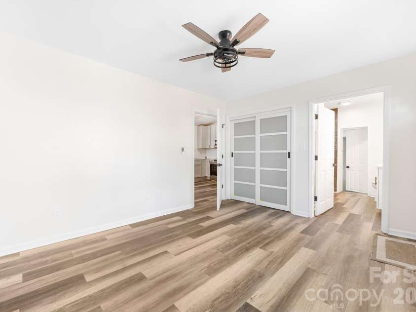 203 Ewing Drive, Belmont, NC 28012.  MLS# CAR4393332, YatesRealty ID 11790. 