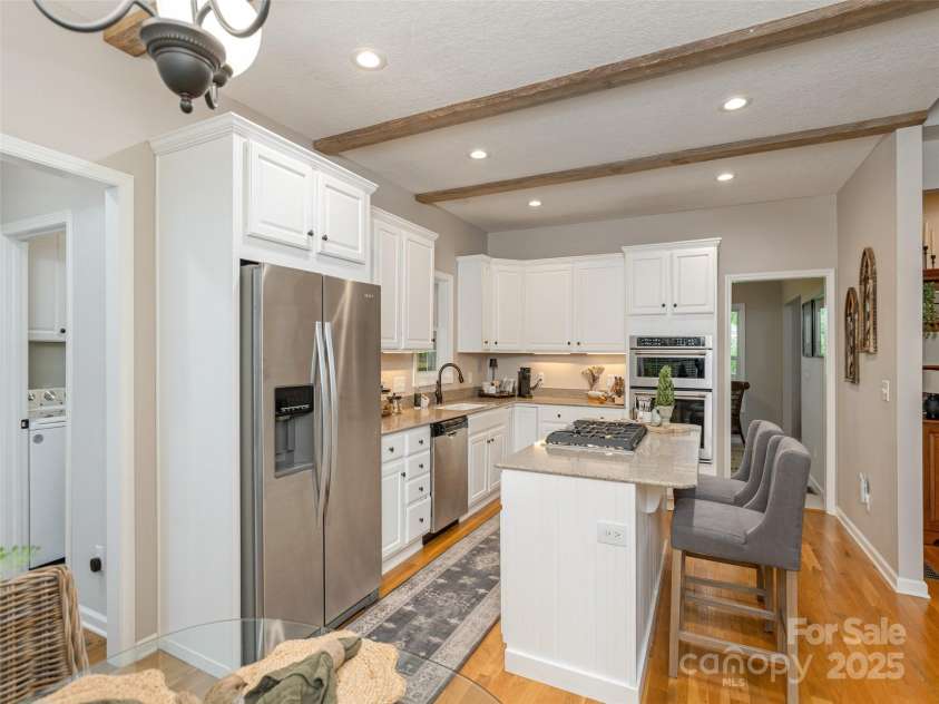417 Blue Mist Way, Arden, NC 28704.  MLS# CAR4257048, YatesRealty ID 11792. 
