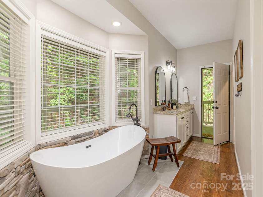 417 Blue Mist Way, Arden, NC 28704.  MLS# CAR4257048, YatesRealty ID 11792. 