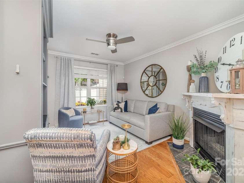 10617 Fuller Ridge Circle, Charlotte, NC 28270.  MLS# CAR4255887, YatesRealty ID 11793. Living Room