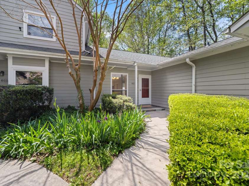 817 Sardis Cove Drive, Charlotte, NC 28270.  MLS# CAR4247655, YatesRealty ID 11795. Virtualy flat access from 2 designated parking spaces