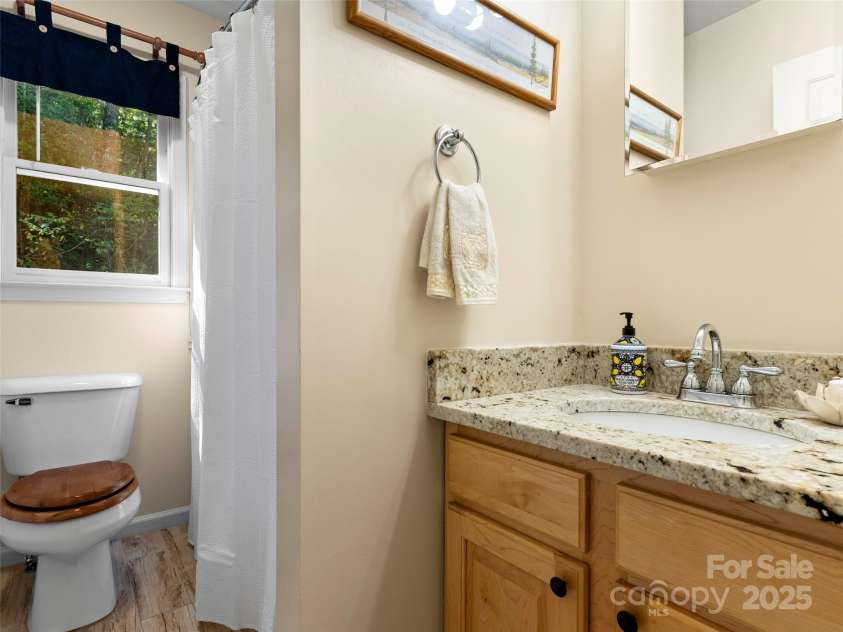 296 Ivy Ridge Circle, Sylva, NC 28779.  MLS# CAR4311361, YatesRealty ID 11796. 