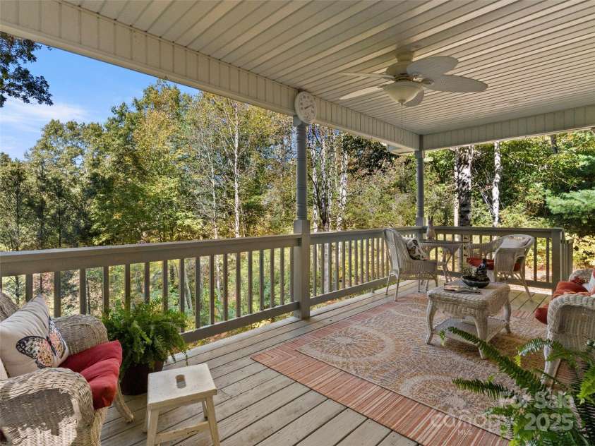 296 Ivy Ridge Circle, Sylva, NC 28779.  MLS# CAR4311361, YatesRealty ID 11796. 