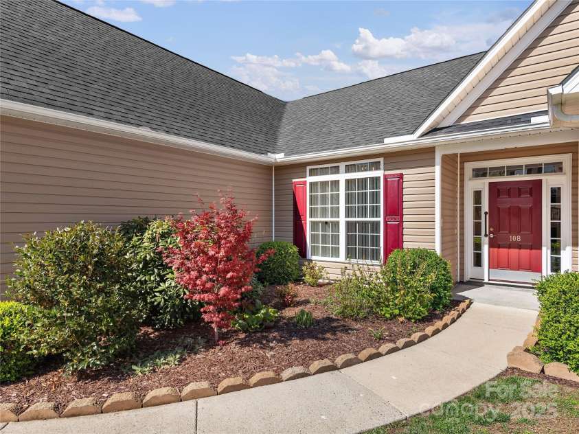 108 River Walk Drive, Asheville, NC 28804.  MLS# CAR4248455, YatesRealty ID 11797. 