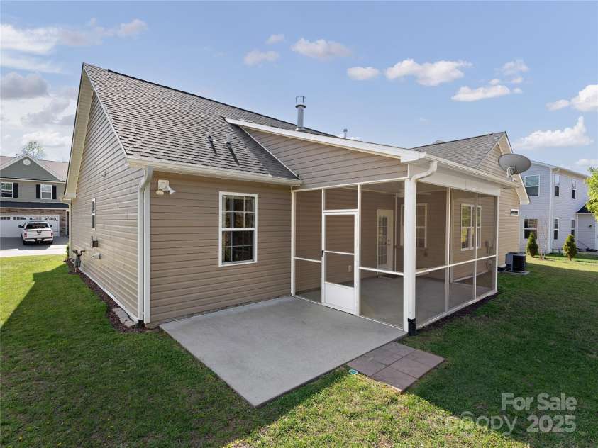 108 River Walk Drive, Asheville, NC 28804.  MLS# CAR4248455, YatesRealty ID 11797. 