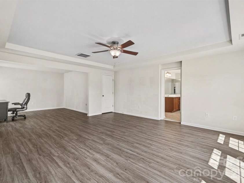 12828 Heath Grove Drive, Huntersville, NC 28078.  MLS# CAR4361032, YatesRealty ID 11799. 