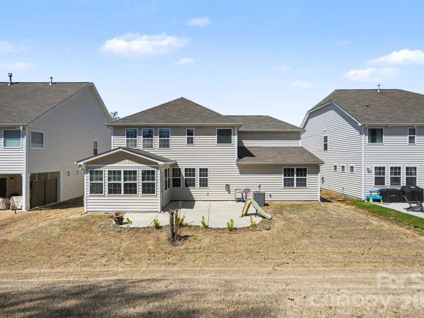 12828 Heath Grove Drive, Huntersville, NC 28078.  MLS# CAR4361032, YatesRealty ID 11799. 
