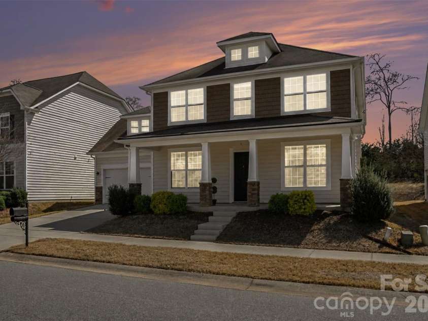 12828 Heath Grove Drive, Huntersville, NC 28078.  MLS# CAR4361032, YatesRealty ID 11799. 