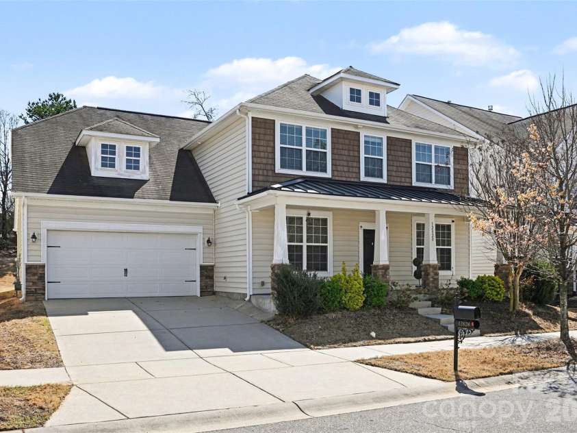 12828 Heath Grove Drive, Huntersville, NC 28078.  MLS# CAR4402788, YatesRealty ID 11799. 