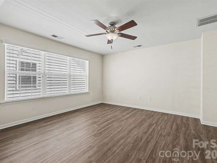 12828 Heath Grove Drive, Huntersville, NC 28078.  MLS# CAR4402788, YatesRealty ID 11799. 
