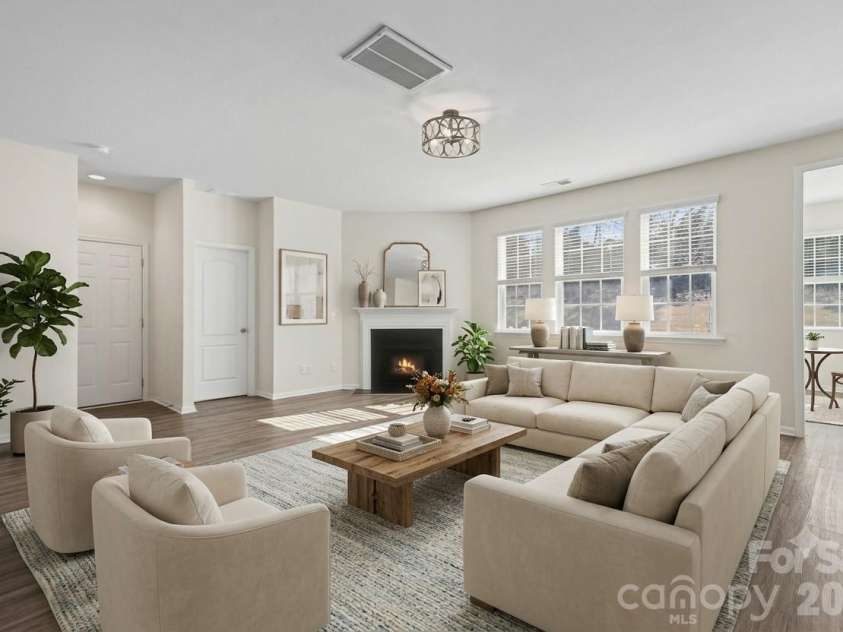 12828 Heath Grove Drive, Huntersville, NC 28078.  MLS# CAR4402788, YatesRealty ID 11799. VIRTUALLY STAGED