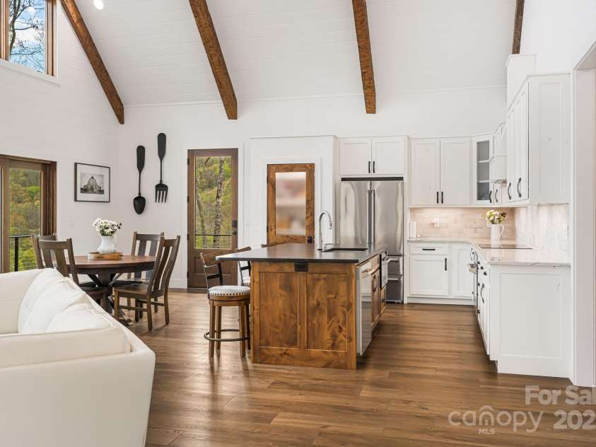 715 Sigogglin Trail, Waynesville, NC 28785.  MLS# CAR4245768, YatesRealty ID 11799. 