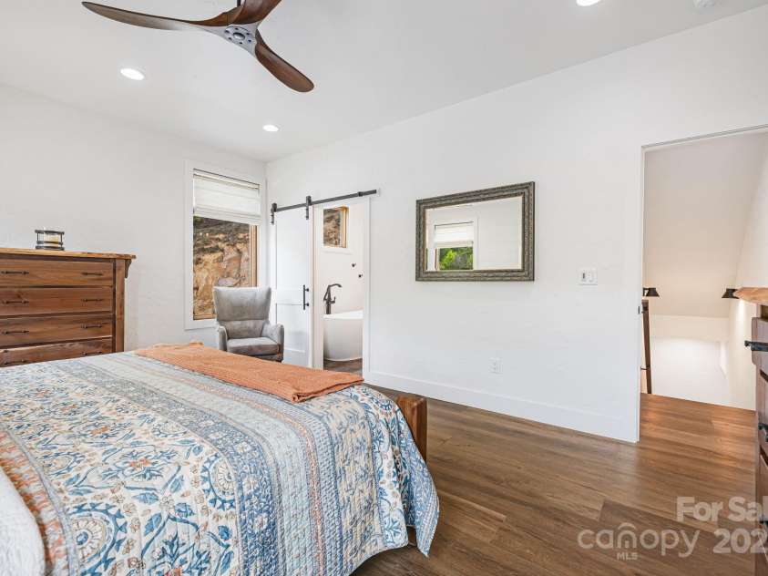 715 Sigogglin Trail, Waynesville, NC 28785.  MLS# CAR4245768, YatesRealty ID 11799. 