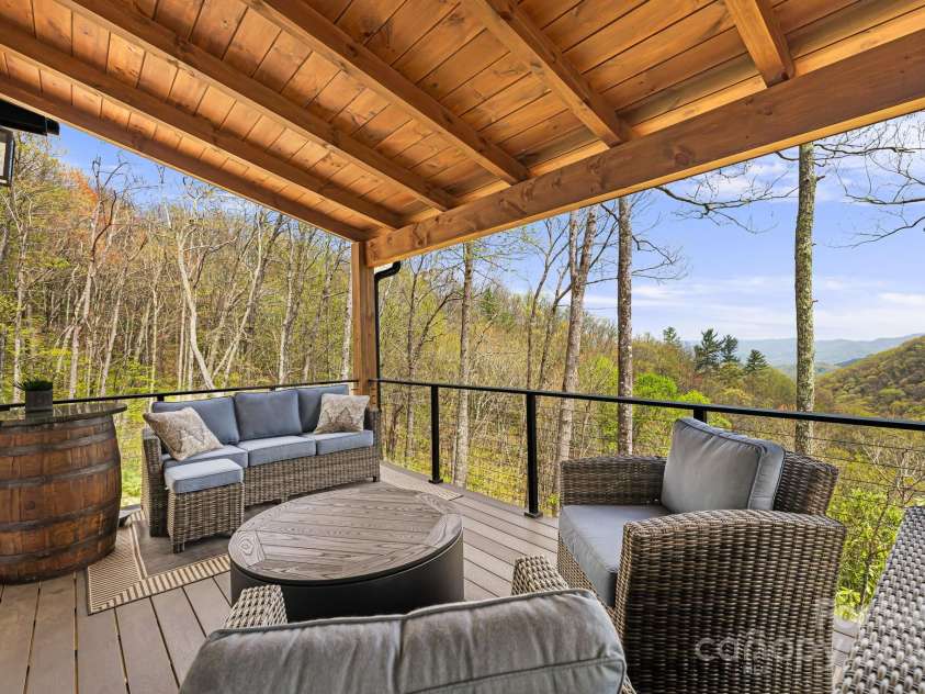 715 Sigogglin Trail, Waynesville, NC 28785.  MLS# CAR4245768, YatesRealty ID 11799. 