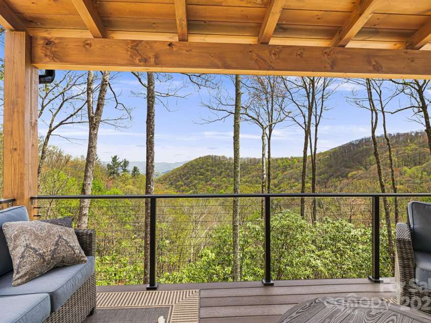 715 Sigogglin Trail, Waynesville, NC 28785.  MLS# CAR4245768, YatesRealty ID 11799. 