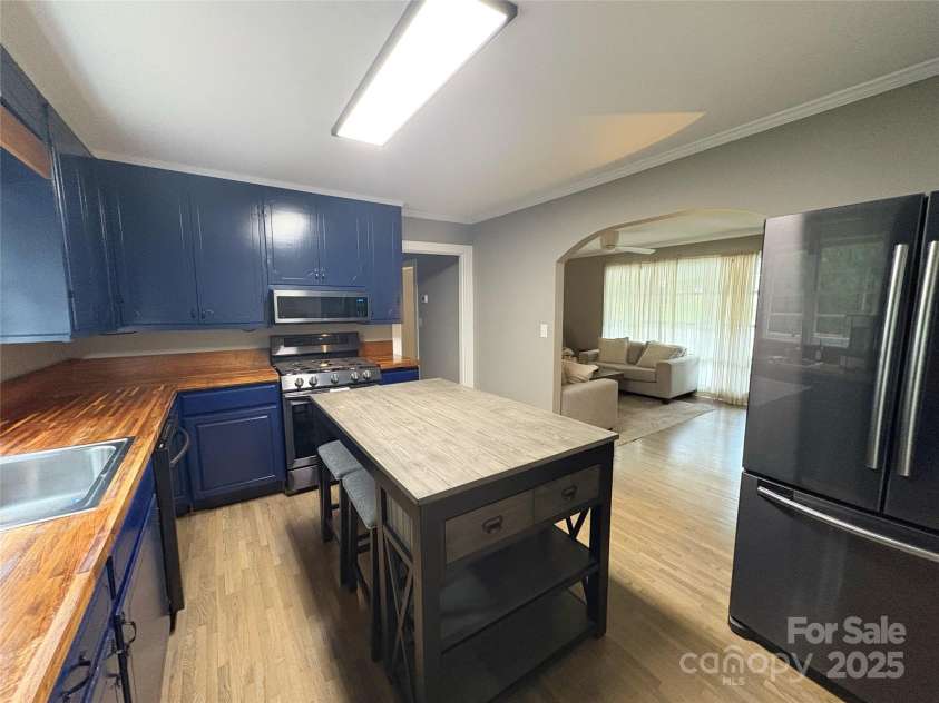 622 Pee Dee Avenue, Norwood, NC 28128.  MLS# CAR4304894, YatesRealty ID 118. 