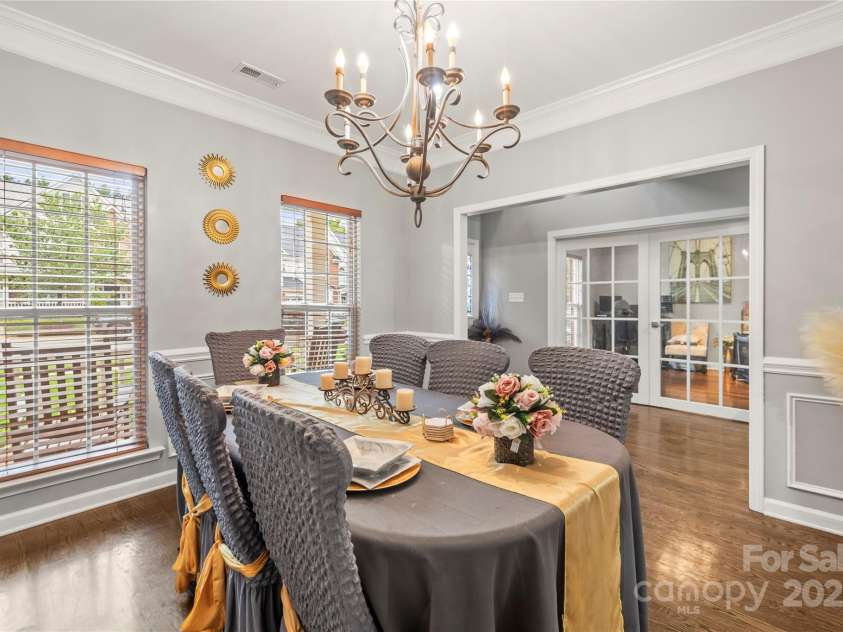 1432 Bedlington Drive, Charlotte, NC 28269.  MLS# CAR4288902, YatesRealty ID 1180. 