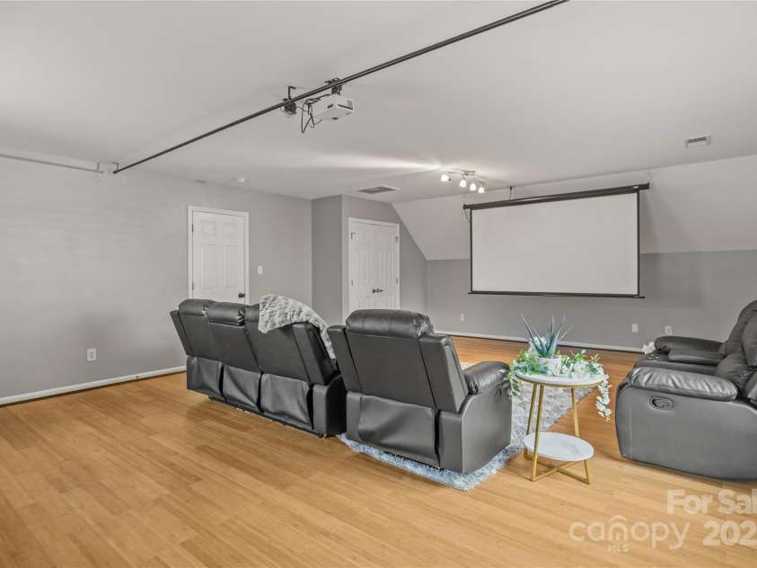 1432 Bedlington Drive, Charlotte, NC 28269.  MLS# CAR4288902, YatesRealty ID 1180. 