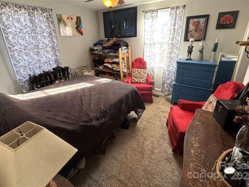 21233 Cornelius Street, Cornelius, NC 28031.  MLS# CAR4329349, YatesRealty ID 1180. Primary Bedroom