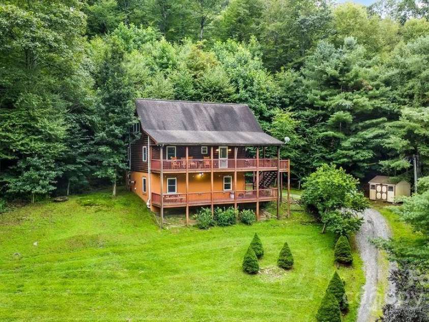 4271 Old Field Creek Road, Grassy Creek, NC 28631.  MLS# CAR4284275, YatesRealty ID 1180. 