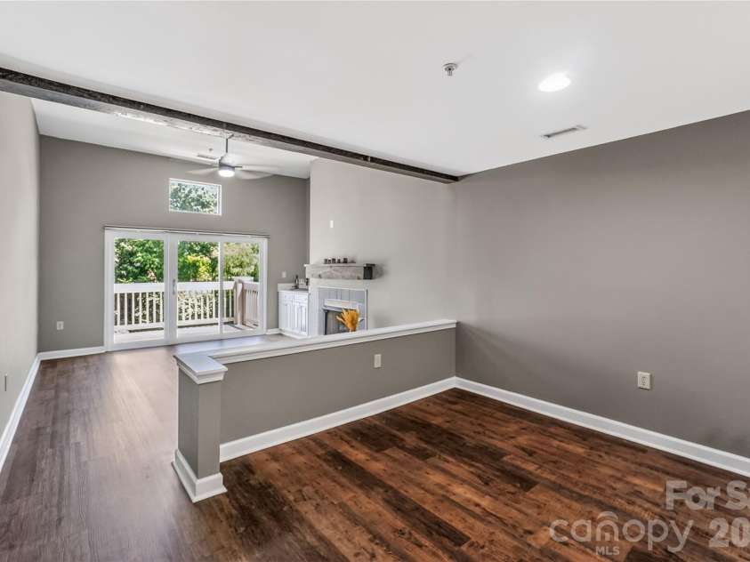 104 Pier 33 Drive, Mooresville, NC 28117.  MLS# CAR4378328, YatesRealty ID 11800. 