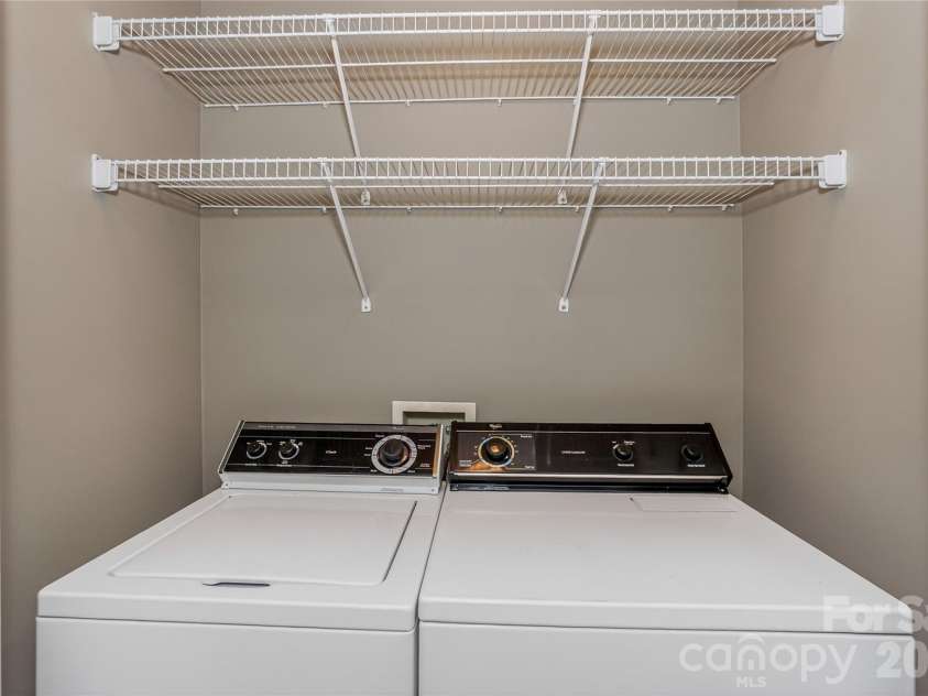 104 Pier 33 Drive, Mooresville, NC 28117.  MLS# CAR4378328, YatesRealty ID 11800. 
