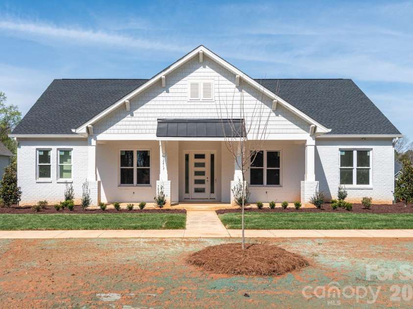 12817 Mayes Road, Huntersville, NC 28078.  MLS# CAR4189363, YatesRealty ID 11800. 