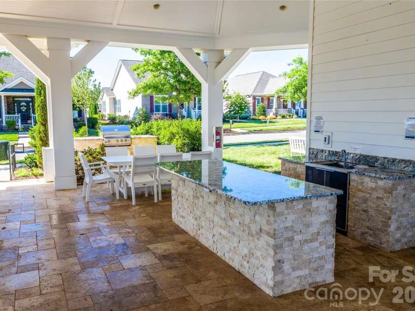 12817 Mayes Road, Huntersville, NC 28078.  MLS# CAR4189363, YatesRealty ID 11800. Barbecue and bar