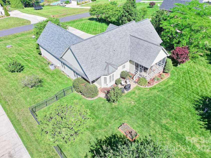 557 Luther Drive, Iron Station, NC 28080.  MLS# CAR4246000, YatesRealty ID 11801. 