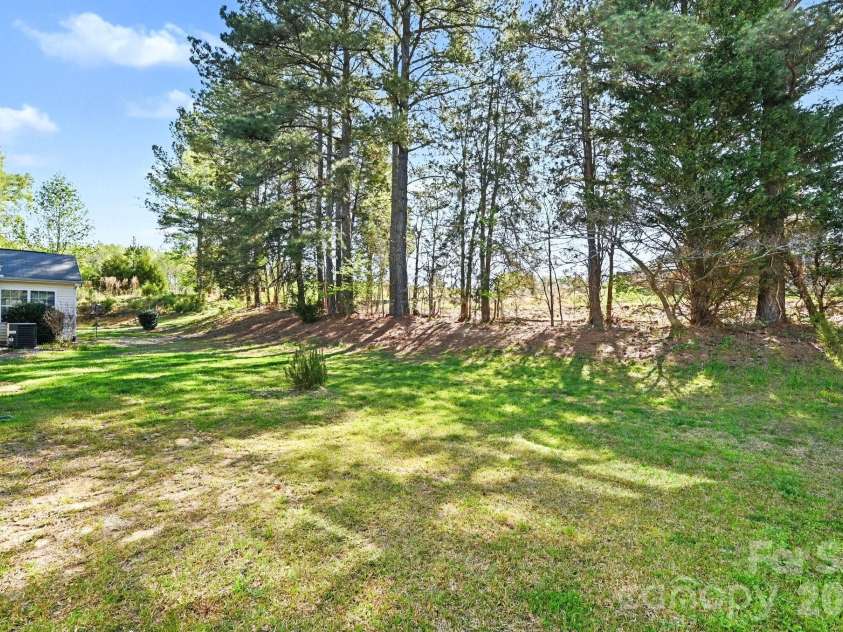 12326 Scott Creek Drive, Charlotte, NC 28213.  MLS# CAR4364856, YatesRealty ID 11802. 