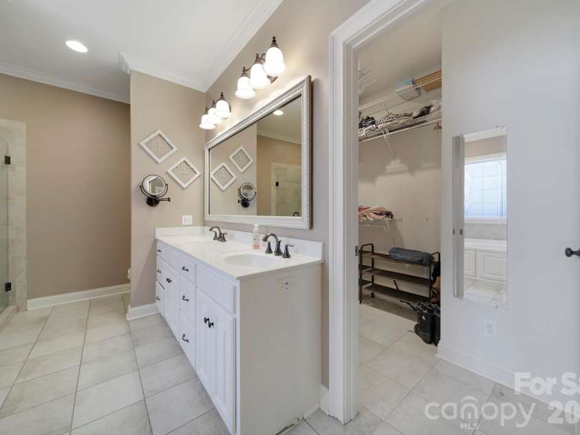 2407 Robert Usher Road, Lancaster, SC 29720.  MLS# CAR4365414, YatesRealty ID 11803. 