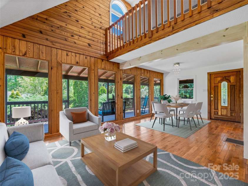 7 Hope Lane, Weaverville, NC 28787.  MLS# CAR4247502, YatesRealty ID 11803. 