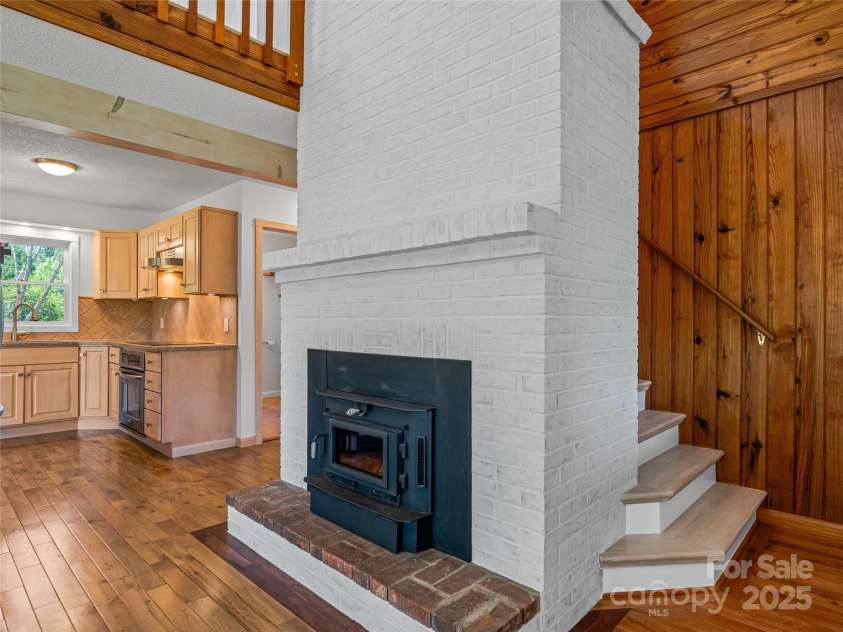 7 Hope Lane, Weaverville, NC 28787.  MLS# CAR4247502, YatesRealty ID 11803. 