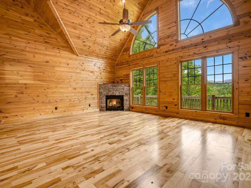 110 Mailon King Road, Leicester, NC 28748.  MLS# CAR4256826, YatesRealty ID 11804. 