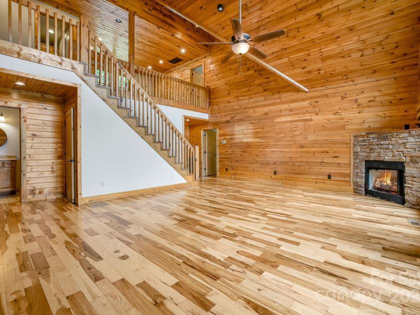 110 Mailon King Road, Leicester, NC 28748.  MLS# CAR4256826, YatesRealty ID 11804. 