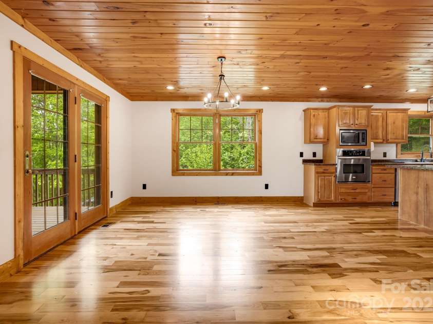 110 Mailon King Road, Leicester, NC 28748.  MLS# CAR4256826, YatesRealty ID 11804. 