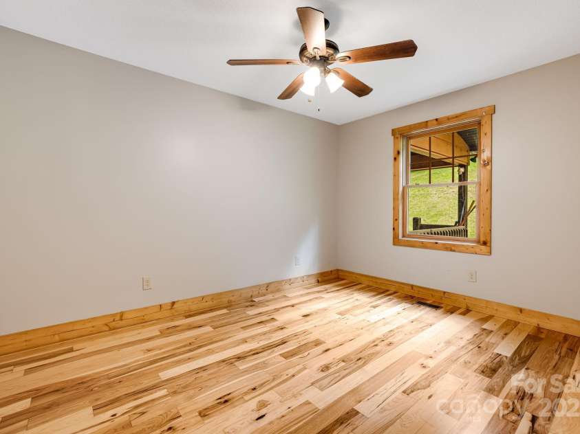 110 Mailon King Road, Leicester, NC 28748.  MLS# CAR4256826, YatesRealty ID 11804. 