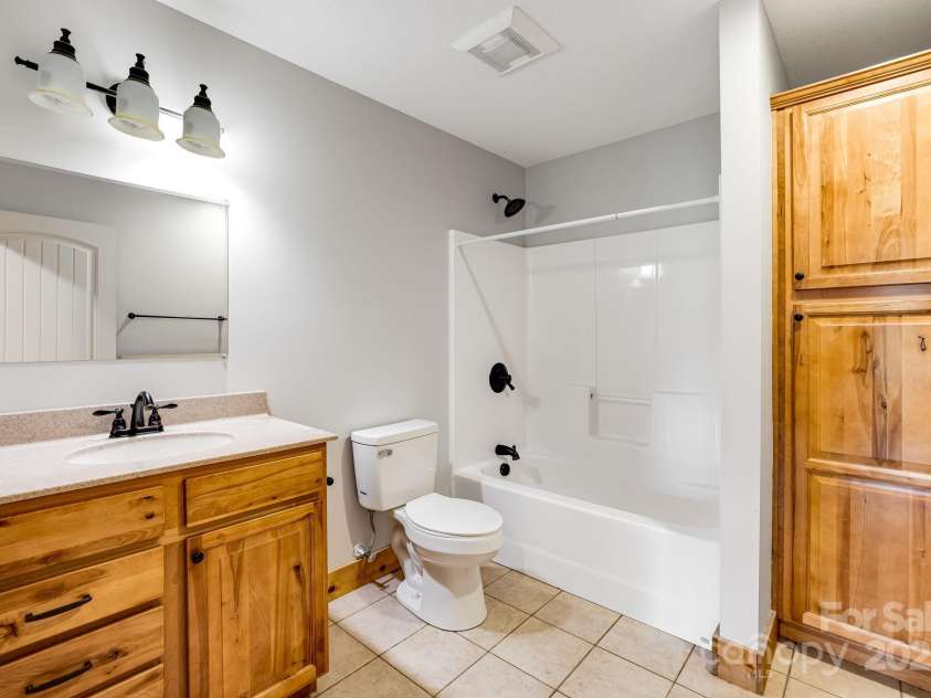 110 Mailon King Road, Leicester, NC 28748.  MLS# CAR4256826, YatesRealty ID 11804. 