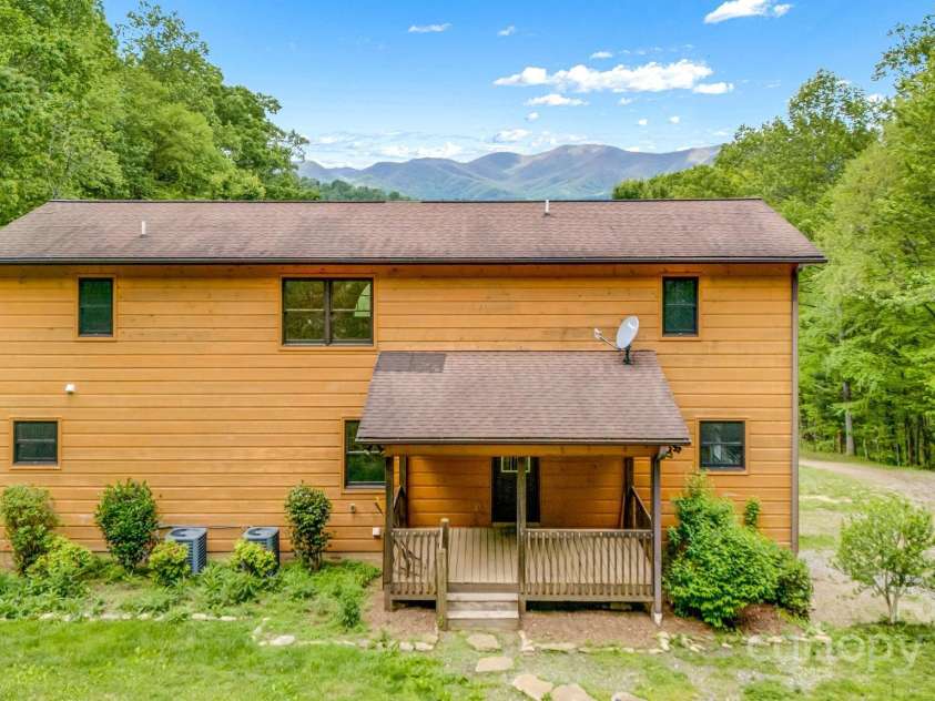 110 Mailon King Road, Leicester, NC 28748.  MLS# CAR4256826, YatesRealty ID 11804. 