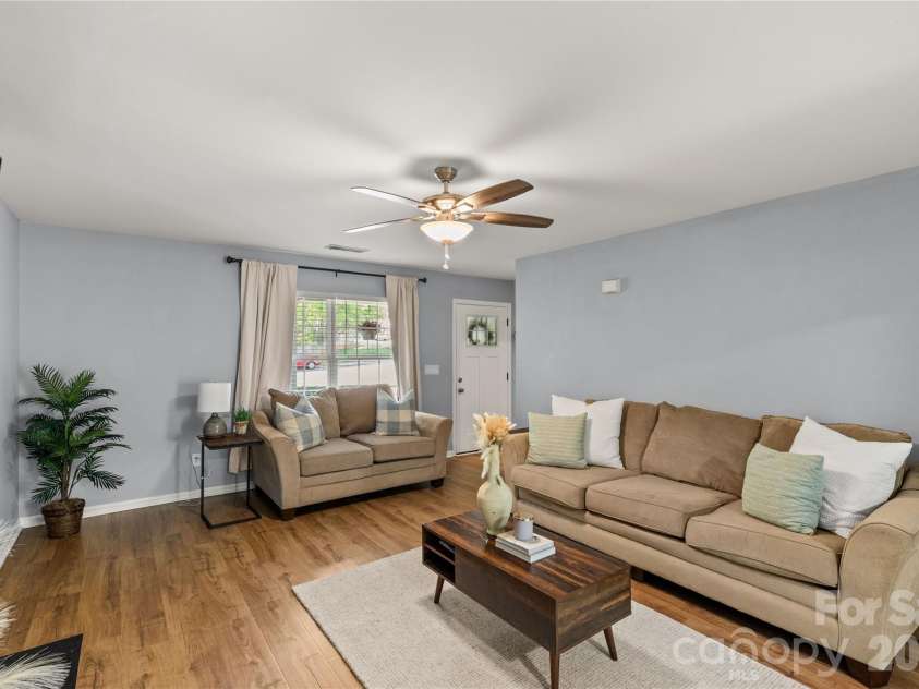 1604 Flagsworth Road, Clover, SC 29710.  MLS# CAR4366021, YatesRealty ID 11806. 
