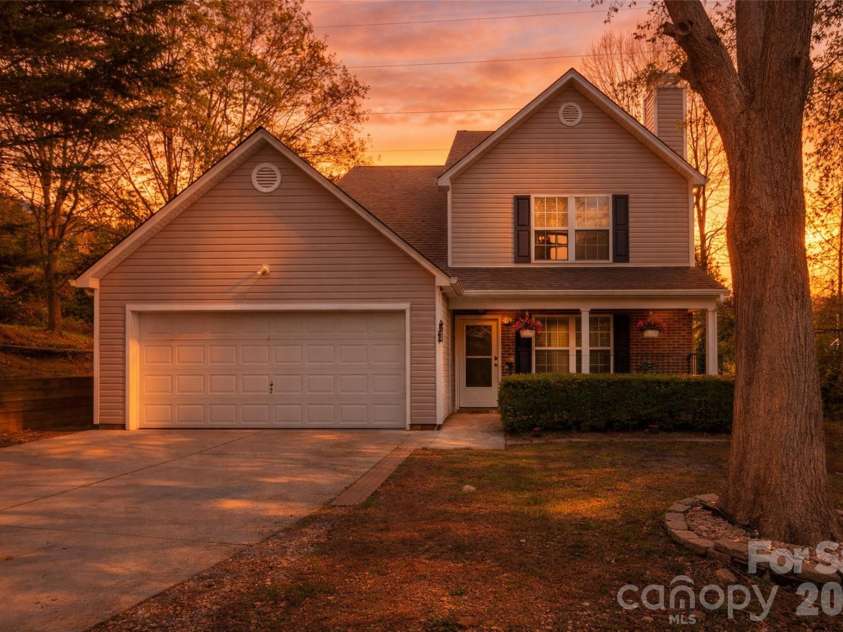 1604 Flagsworth Road, Clover, SC 29710.  MLS# CAR4366021, YatesRealty ID 11806. 