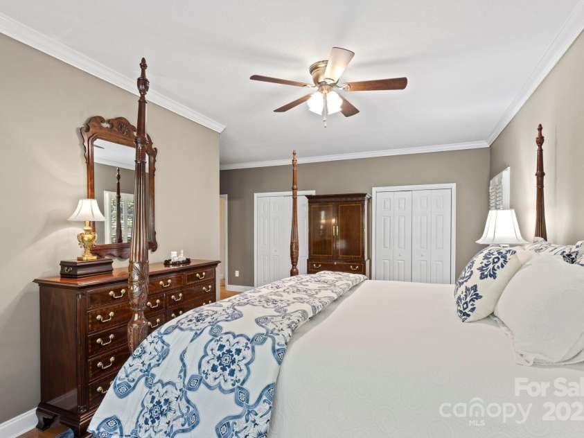 216 Cold Stream Way, Hendersonville, NC 28791.  MLS# CAR4254687, YatesRealty ID 11806. 