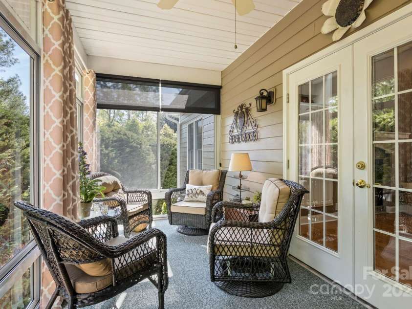 216 Cold Stream Way, Hendersonville, NC 28791.  MLS# CAR4254687, YatesRealty ID 11806. 