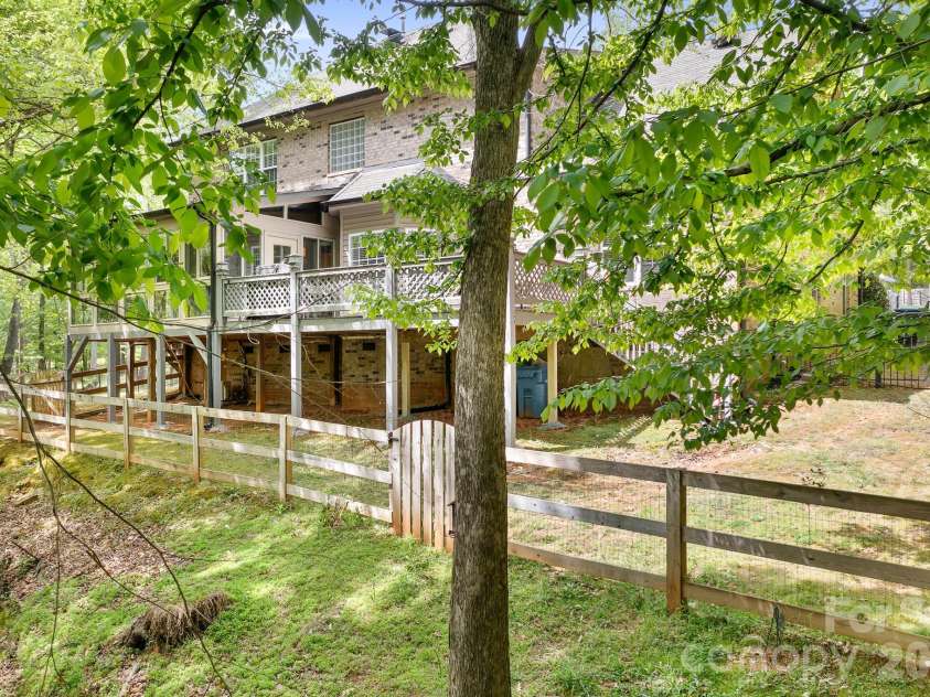 5617 Sugarcane Court, Mint Hill, NC 28227.  MLS# CAR4366997, YatesRealty ID 11809. Backyard