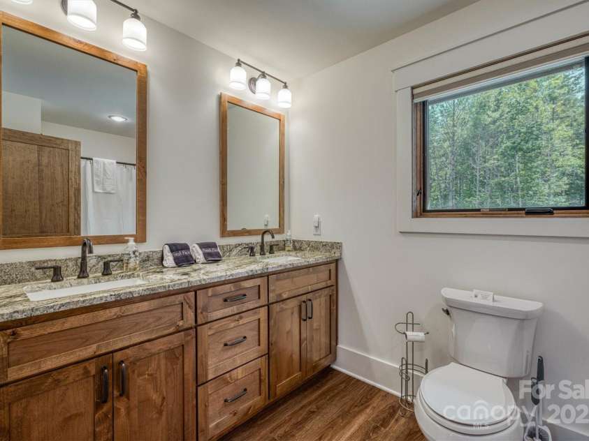 1370 Saylor Way, Nebo, NC 28761.  MLS# CAR4300345, YatesRealty ID 1181. Upstairs Bathroom
