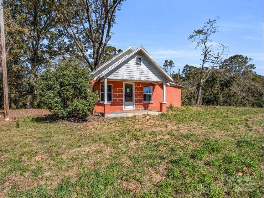 6271 NC Hwy 108 Highway, Mill Spring, NC 28756.  MLS# CAR4275123, YatesRealty ID 1181. 