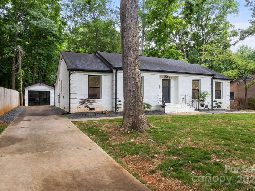 3538 Denson Place, Charlotte, NC 28215.  MLS# CAR4253451, YatesRealty ID 11810. 