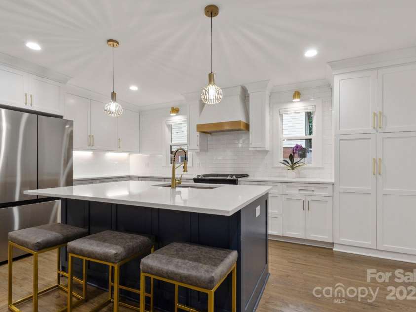 3538 Denson Place, Charlotte, NC 28215.  MLS# CAR4253451, YatesRealty ID 11810. 