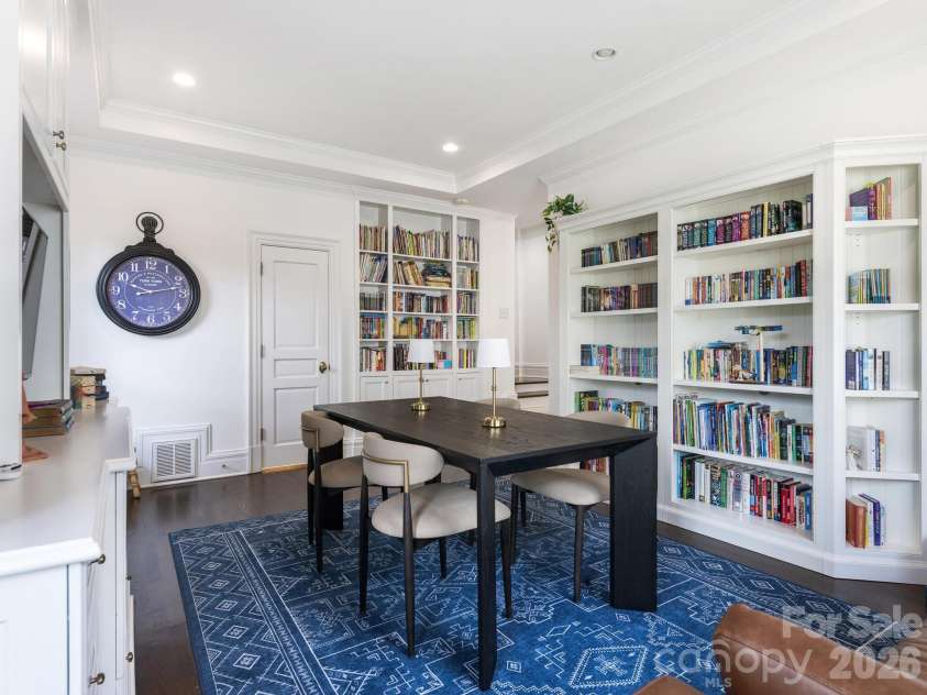 1930 Queens Road, Charlotte, NC 28207.  MLS# CAR4367656, YatesRealty ID 11811. Library