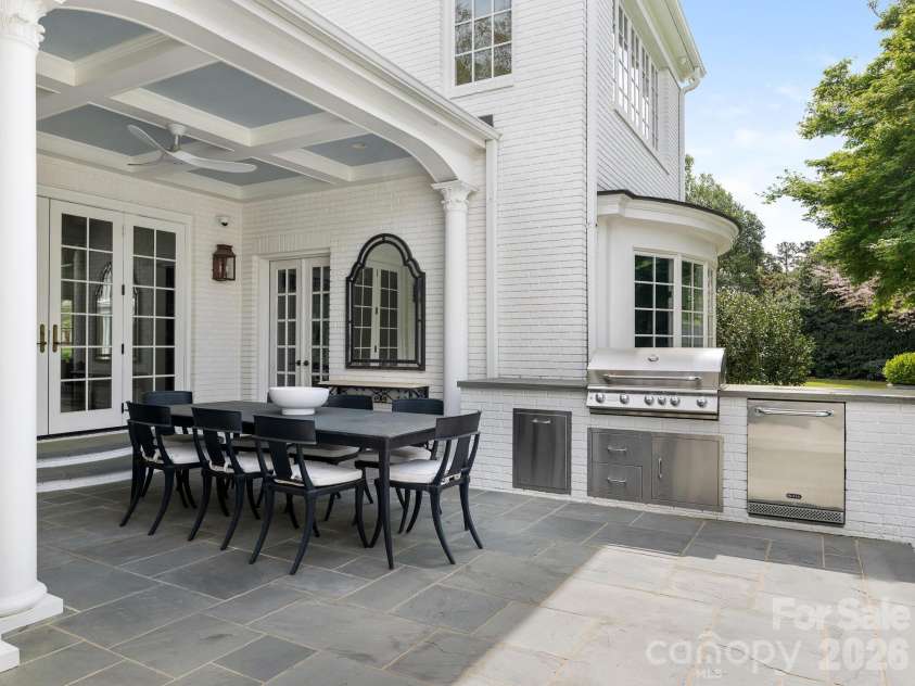 1930 Queens Road, Charlotte, NC 28207.  MLS# CAR4367656, YatesRealty ID 11811. Rear Terrace
